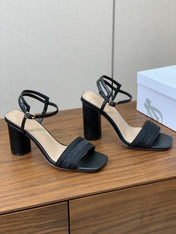 HIGH HEEL EMBROIDERED SANDAL IN BLACK CALFSKIN AND WOVEN STRAPS