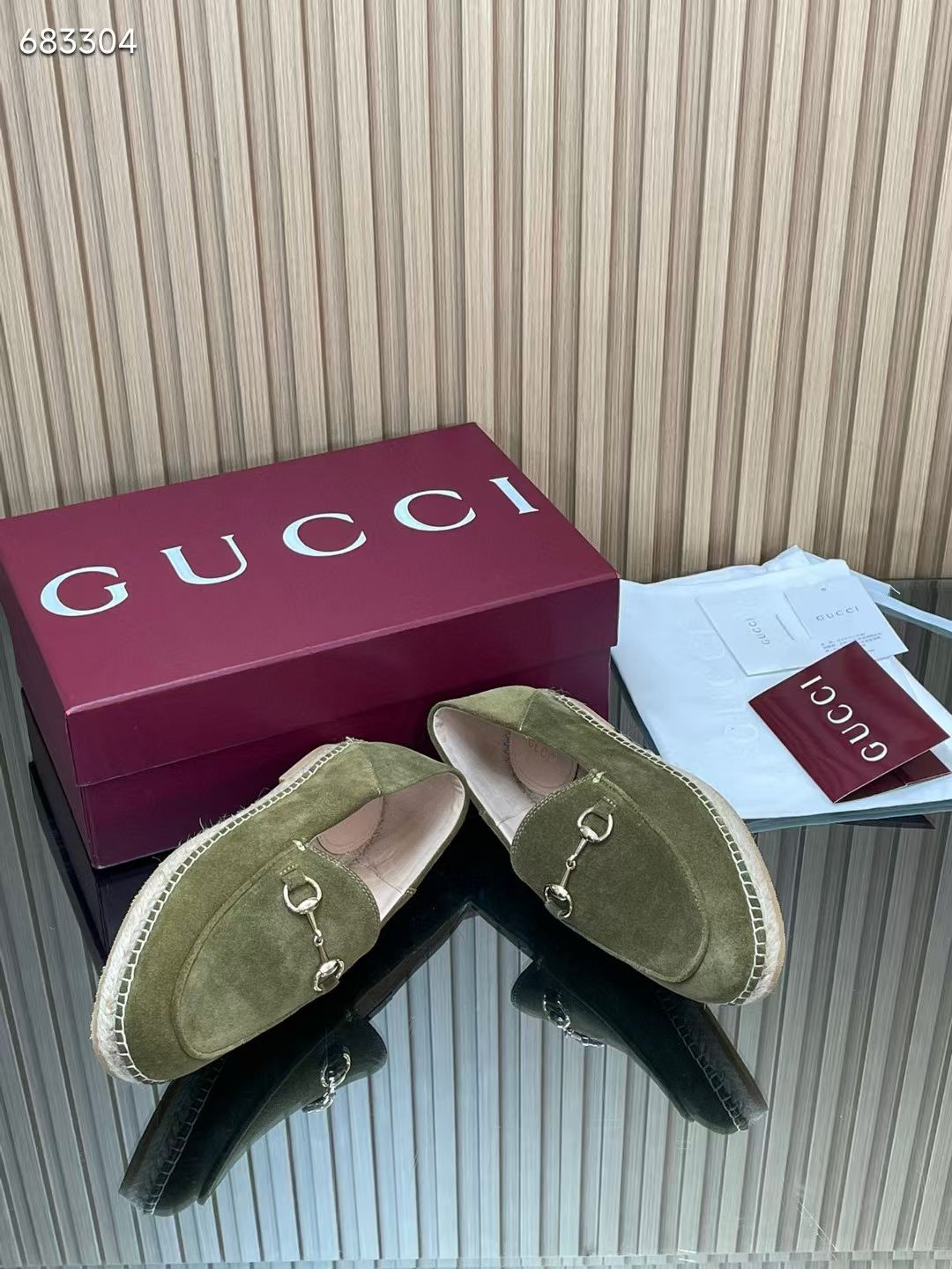 GUCCI 26S LOAFER IN MOSS GREEN SUEDE