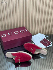 GUCCI 26S LOAFER MULES IN DARK RED SUEDE