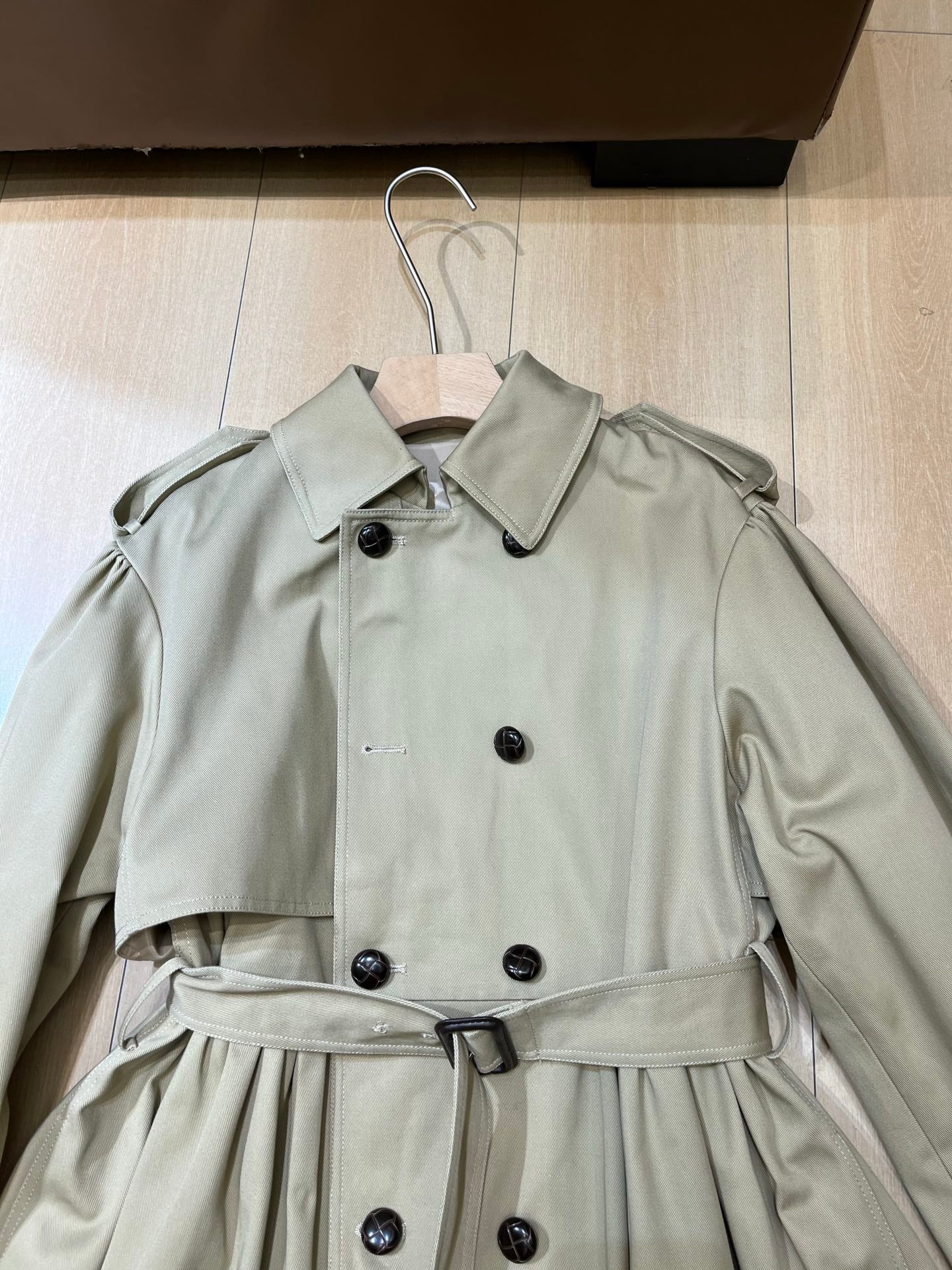GUCCI TRENCH COAT STYLE 18