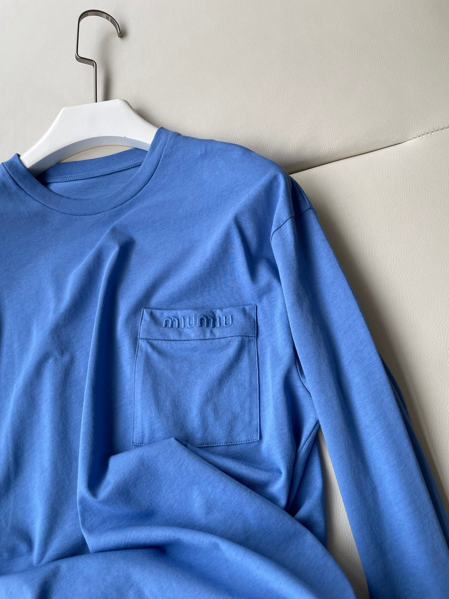 MIUMIU LONG-SLEEVE T-SHIRT STYLE 369