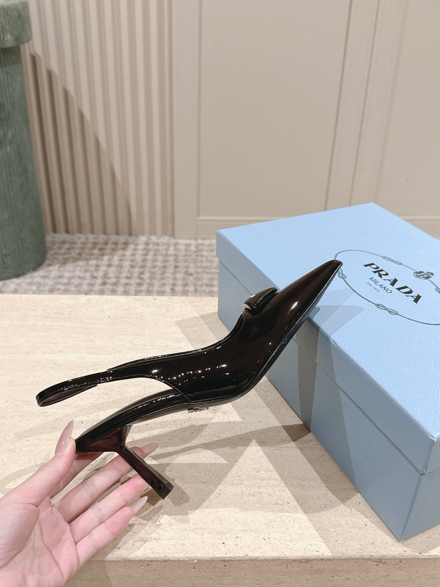PRADA 26S POINTED-TOE SLINGBACK HEELS 75MM IN DARK BROWN PATENT CALFSKIN