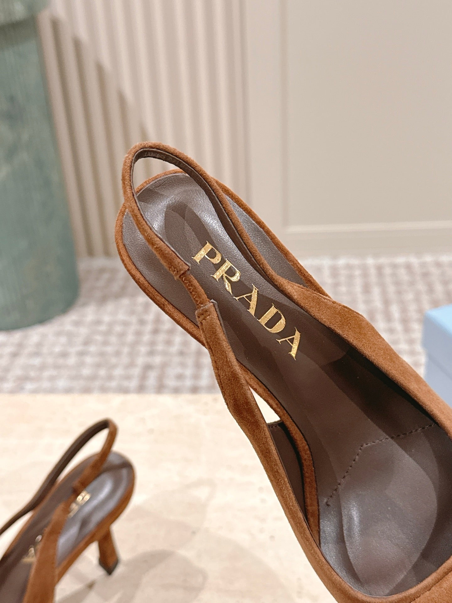 PRADA 26S POINTED-TOE SLINGBACK HEELS 75MM IN CARAMEL BROWN SUEDE WITH LOGO