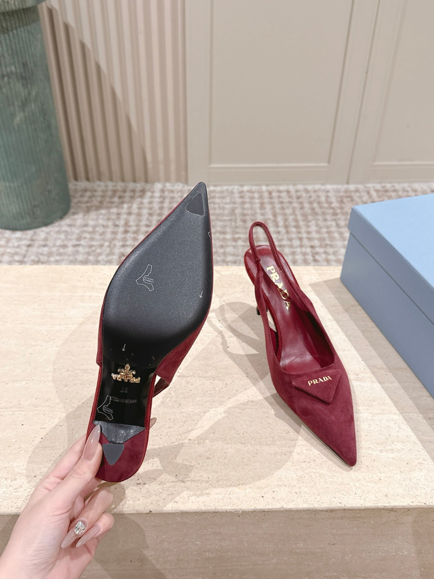 PRADA 26S POINTED-TOE SLINGBACK HEELS 75MM IN DARK RED SUEDE WITH LOGO