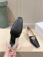 DIOR 26S MARY JANE 40MM IN BLACK AND WHITE CROCODILE EMBOSSED CALFSKIN KITTEN HEELS