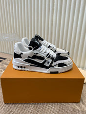 LV TRAINER SNEAKER BLACK MIX WHITE