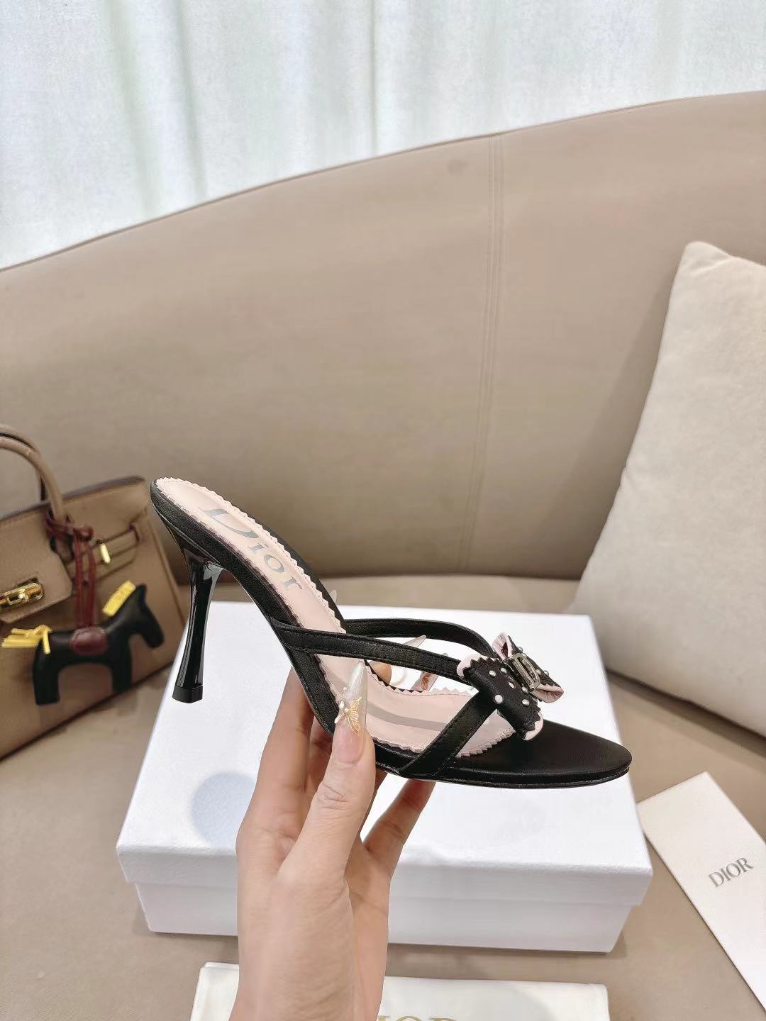 DIOR 26S KITTEN HEEL SANDALS 85MM IN BLACK CALFSKIN BOW STUDDED
