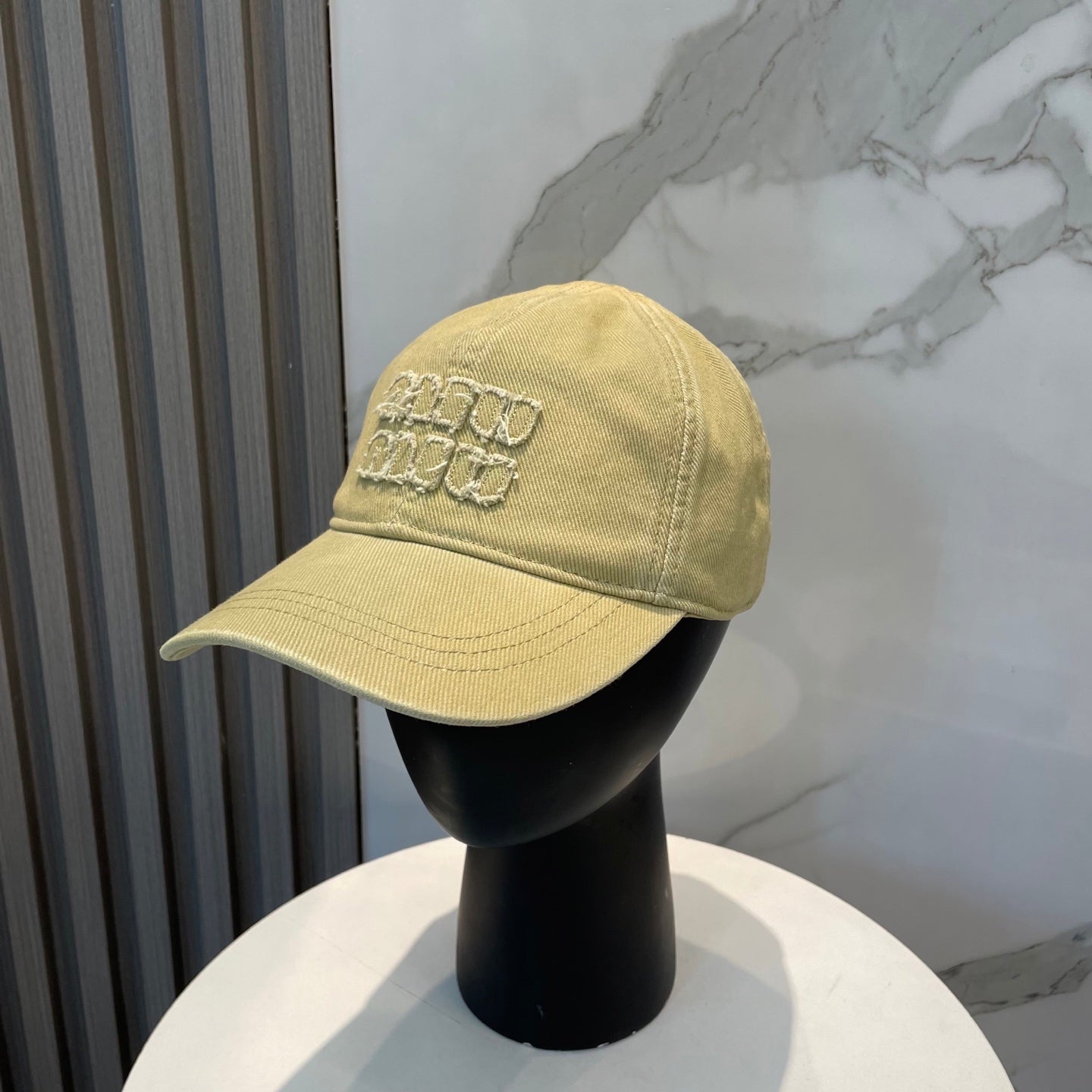 MIUMIU BASEBALL CAP STYLE 35