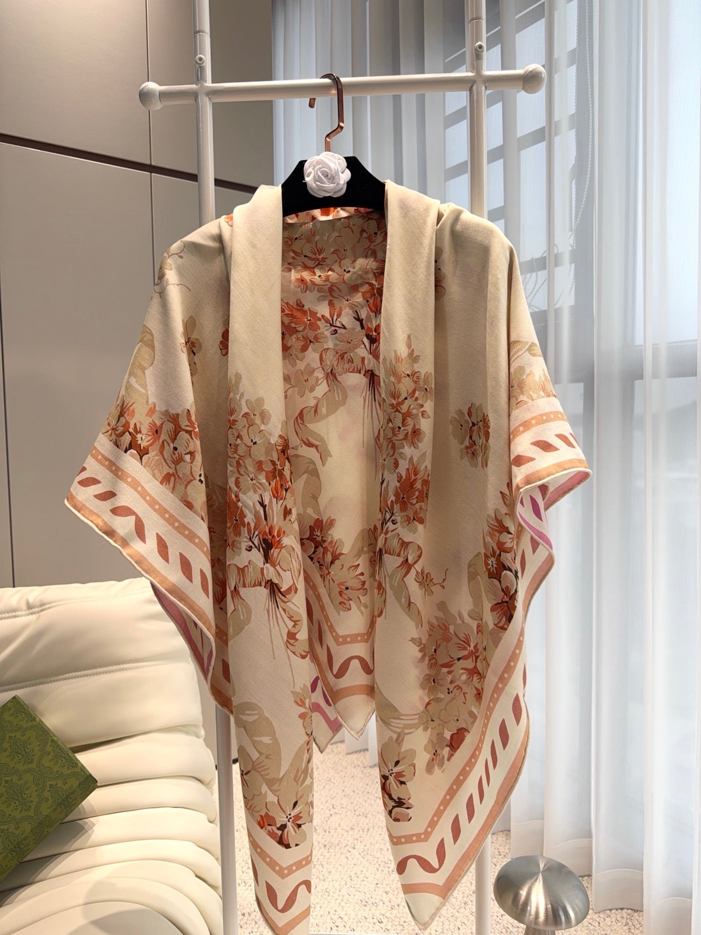 DIOR 26S SCARF 140 IN CASHMERE AND SILK 513568