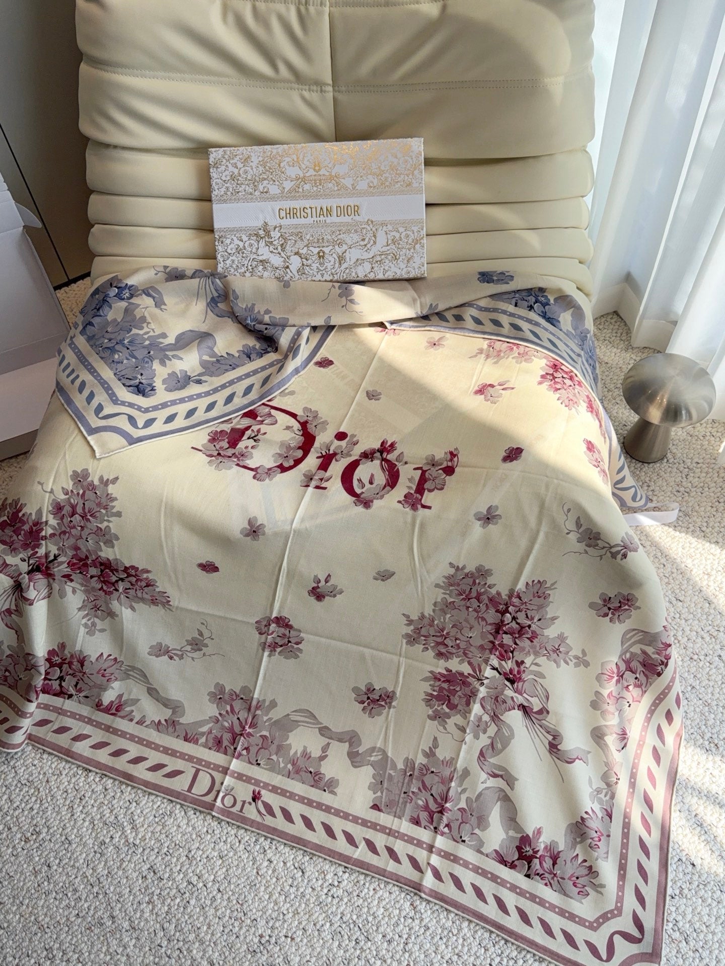 DIOR 26S SCARF 140 IN CASHMERE AND SILK 513569