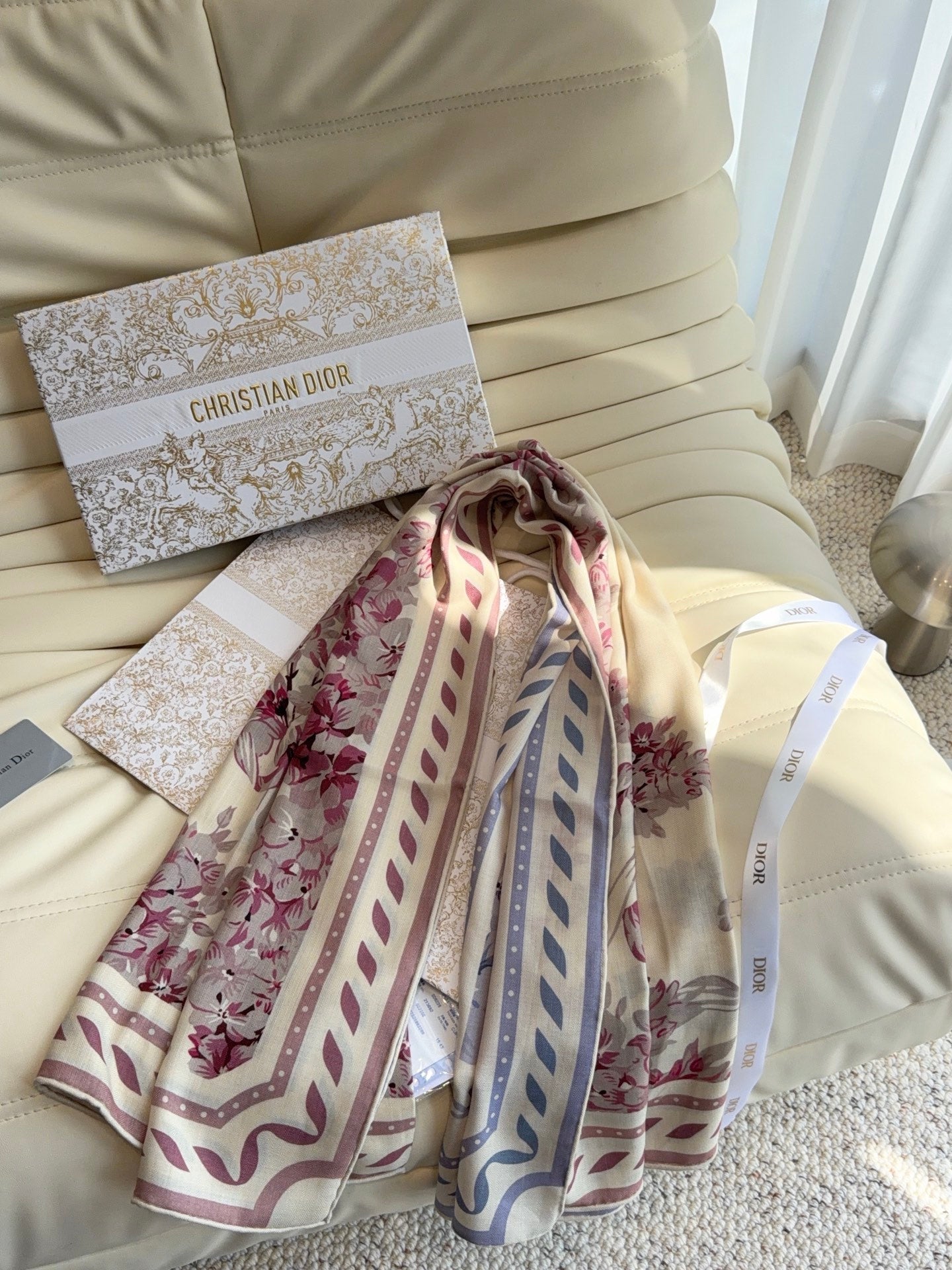 DIOR 26S SCARF 140 IN CASHMERE AND SILK 513569