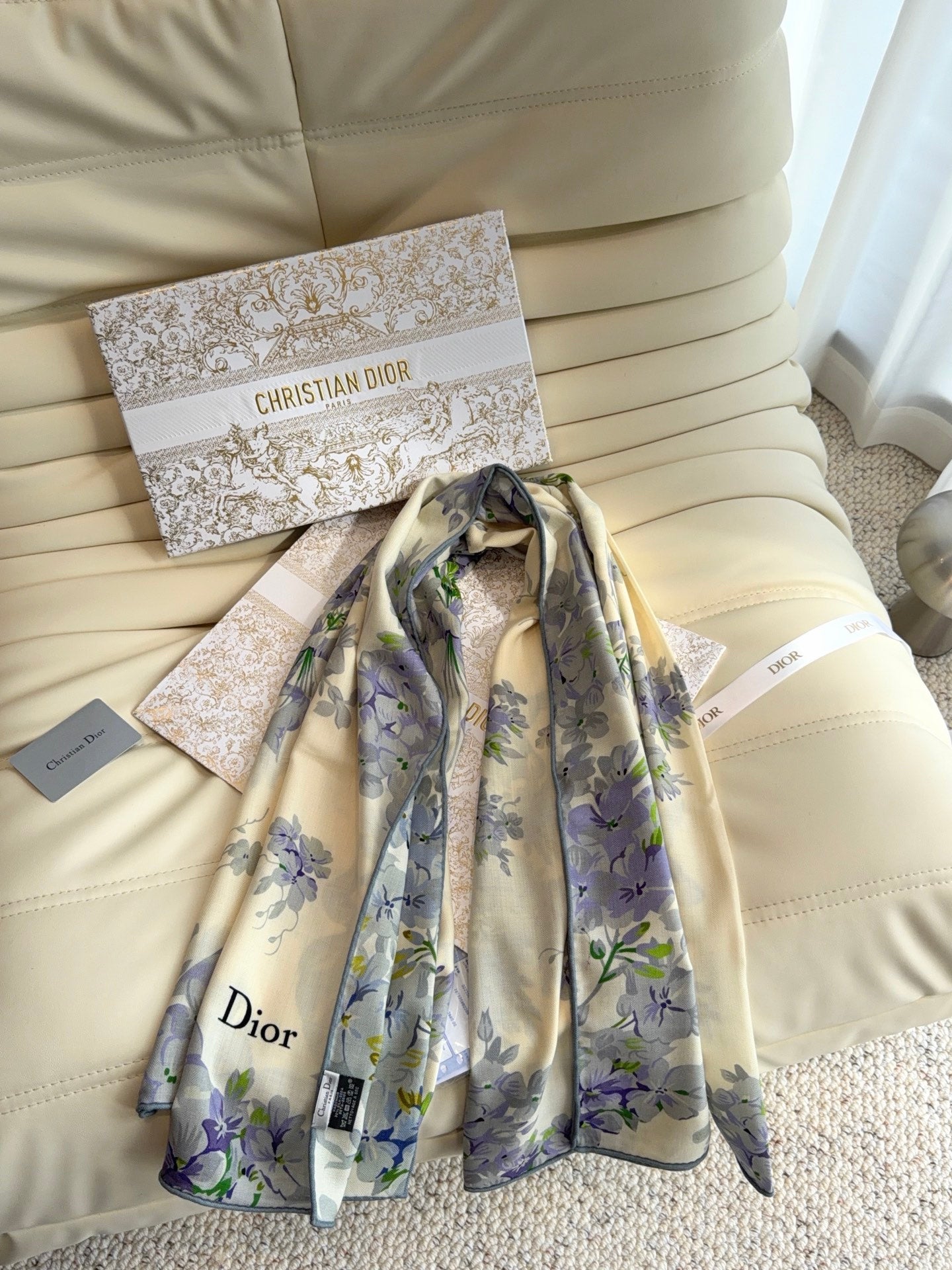 DIOR 26S SCARF 140 IN CASHMERE AND SILK 513570