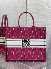 MISS LARGE TOTE 42 IN MAGENTA PURPLE CANVAS