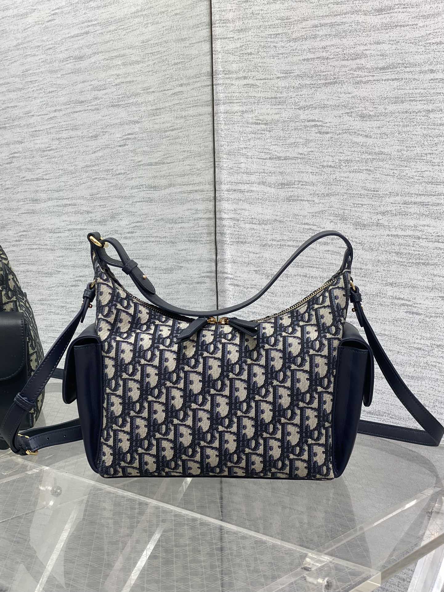 DIOR 25S MEDIUM D-DREAM BAG 24 IN BLUE DIOR OBLIQUE JACQUARD AND SMOOTH CALFSKIN