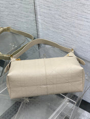 DIOR 25S VOYAGE BAG 34 IN POWDER BEIGE FLAT MACROCANNAGE GRAINED CALFSKIN