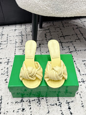 BOTTEGA VENETA 26S TWIST-STRAP HIGH-HEEL SANDALS 90 MM IN LIGHT YELLOW LAMBSKIN