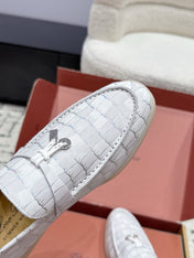 LP 26S SUMMER CHARMS WALK LOAFER IN WHITE CROCODILE CALFSKIN SILVER HARDWARE