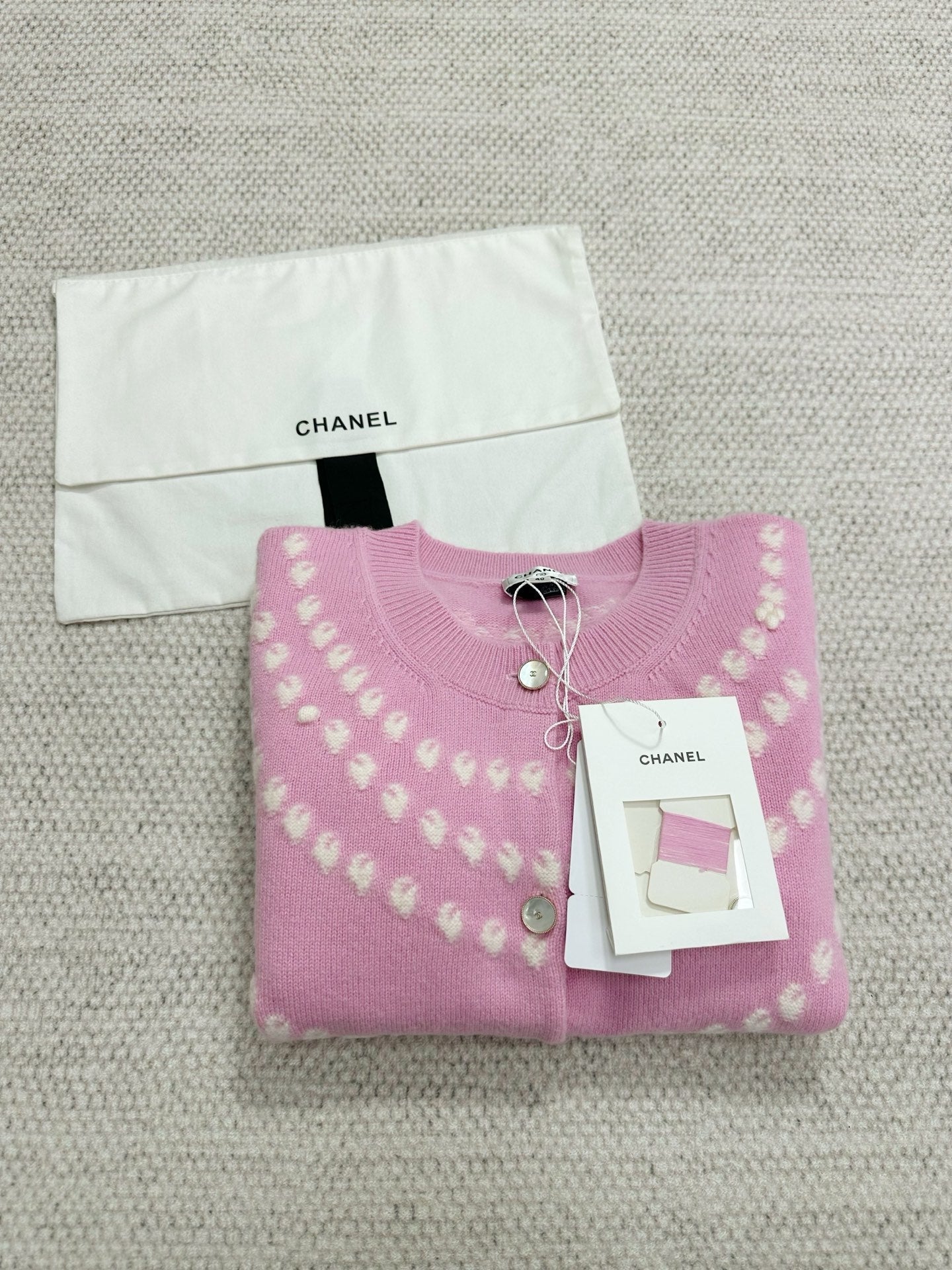 CHANEL CARDIGAN STYLE 102