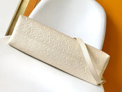LV 25S BABYLONE TOTE GM BAG 37 IN CREAM CALFSKIN GOLD HARDWARE