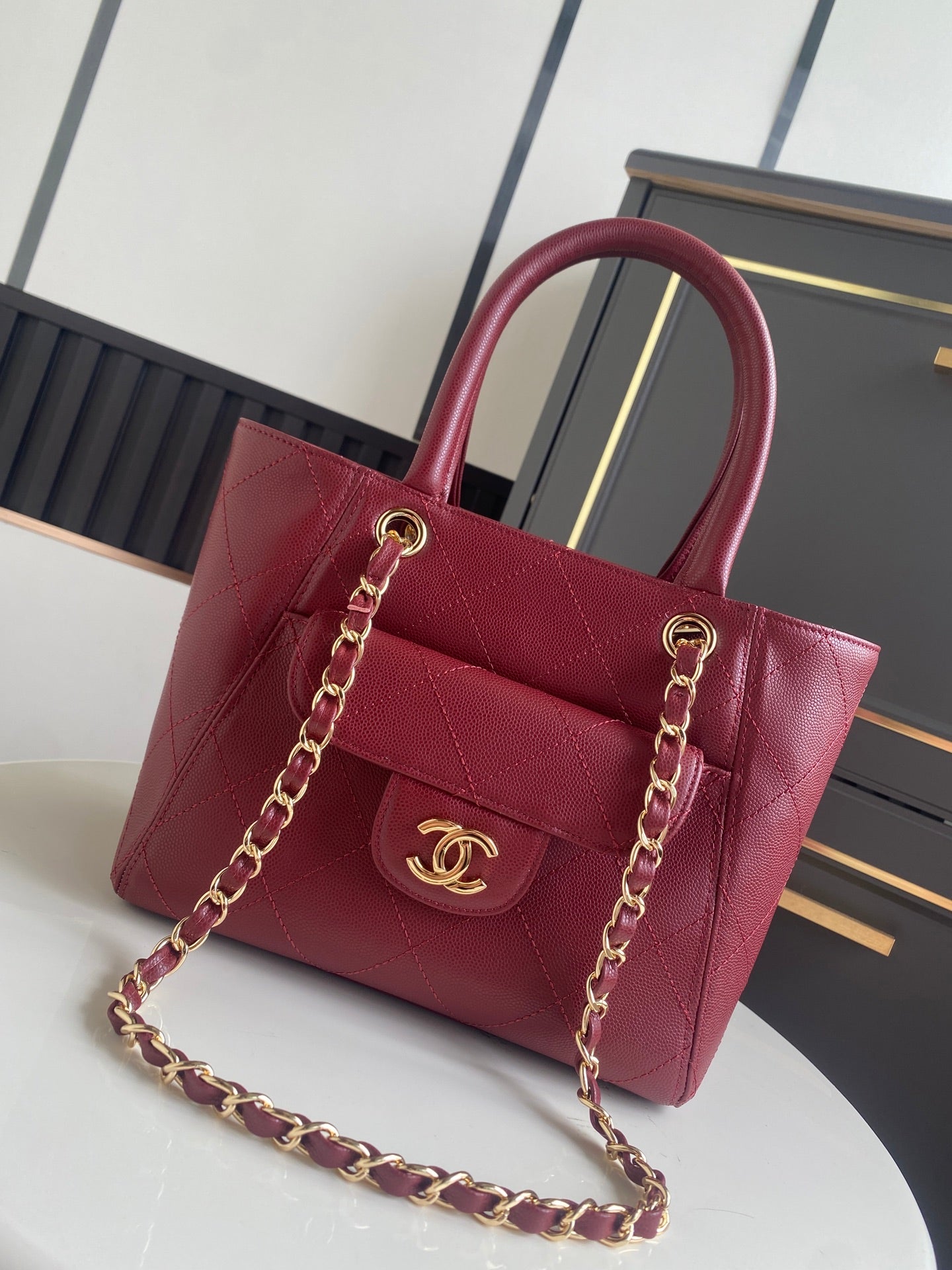 CHANEL 26S QUILTED SMALL SHOPPING TOTE 25 IN BURGUNDY RED CAVIAR CALFSKIN GOLD HARDWARE
