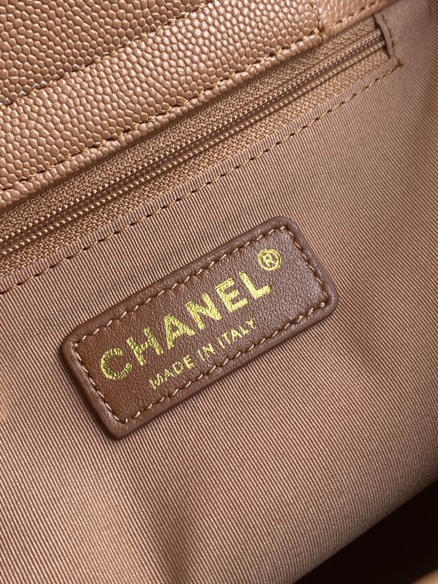 CHANEL 26S QUILTED LARGE SHOPPING TOTE 39 IN CARAMEL BROWN CAVIAR CALFSKIN GOLD HARDWARE
