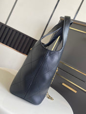CHANEL 26S QUILTED HOBO LARGE BAG 35 IN BLACK CALFSKIN GOLD HARDWARE