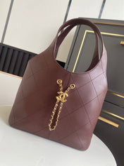 CHANEL 26S QUILTED HOBO LARGE BAG 35 IN BURGUNDY RED CALFSKIN GOLD HARDWARE