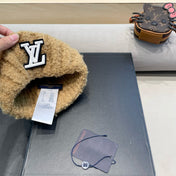 KNITTED BEANIE HAT IN CAMEL BEIGE WOOL 421266