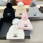 BEANIE HAT IN WHITE WOOL 426233