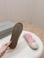 SNEAKER MULES IN PINK CANVAS GRAFFITI LOGO