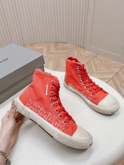 HIGH-TOP SNEAKERS GRAFFITI IN RED CANVAS
