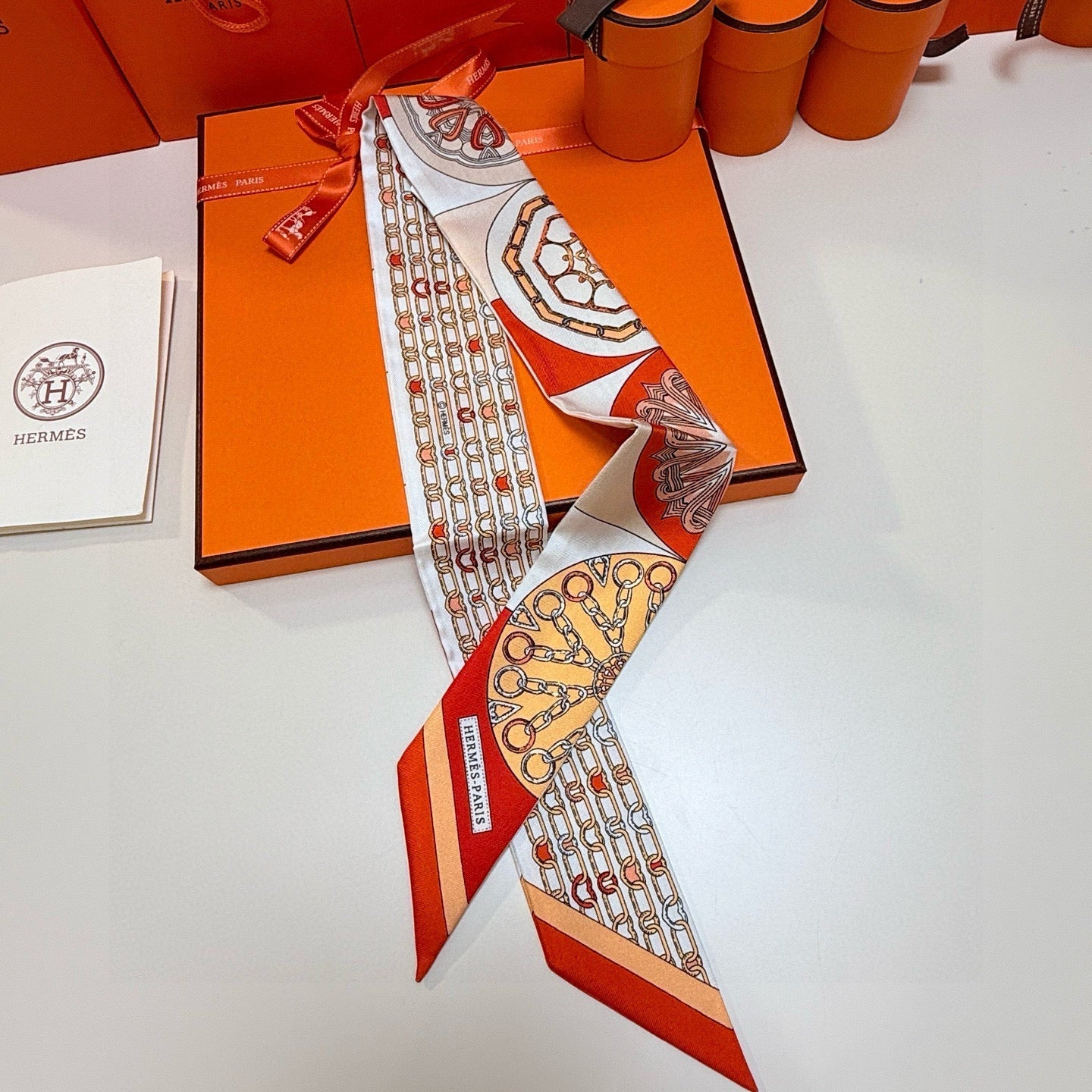 HERMES 25S SCARF 90 IN SILK 856722
