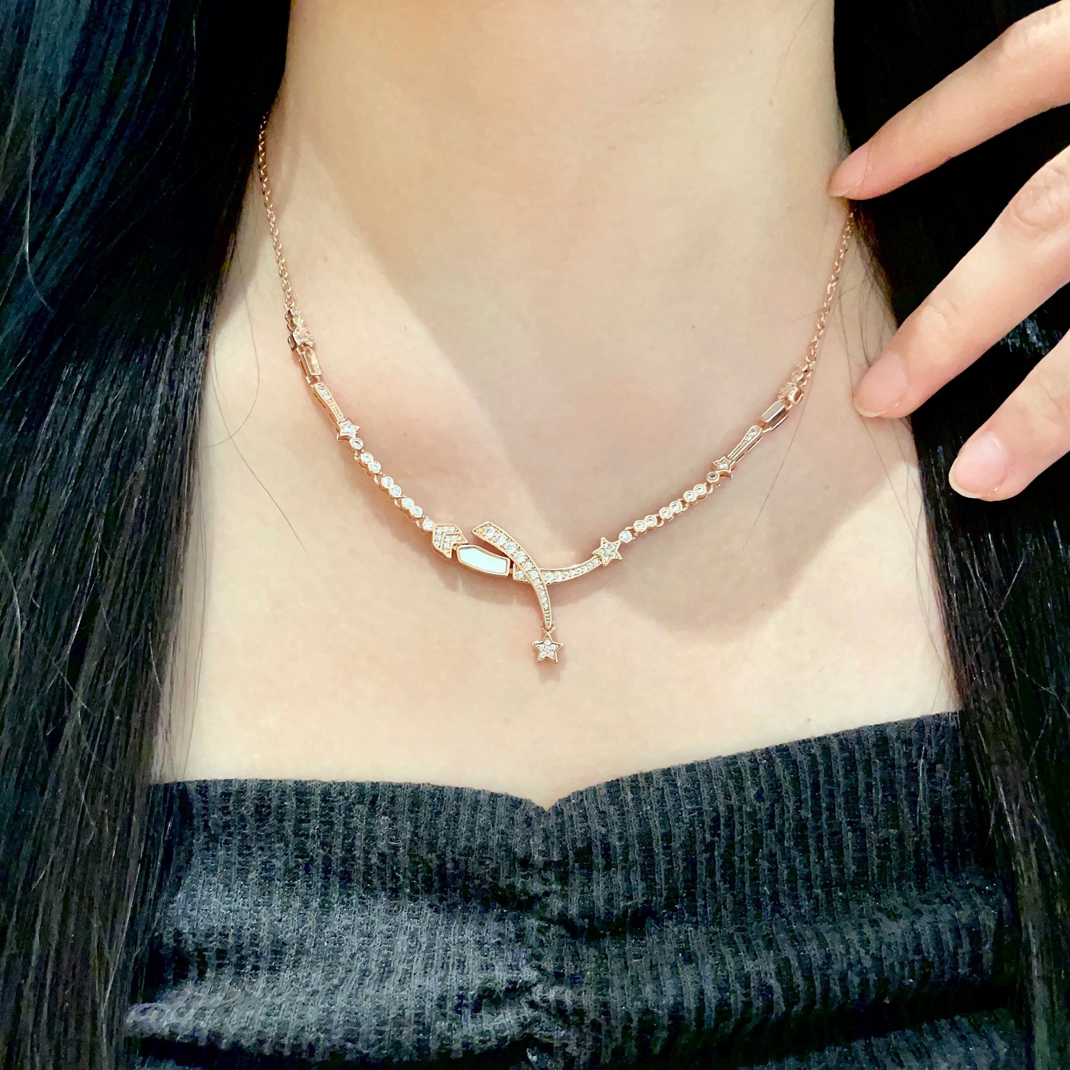 CHANEL 26S CRYSTAL STAR CHARM NECKLACE IN ROSE GOLD METAL 631898