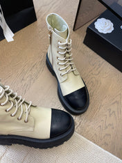 ANKLE BOOTS IN PEARL GRAY MIX BLACK CALFSKIN