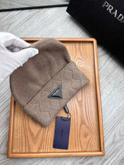 BEANIE HAT IN MEDIUM BROWN WOOL AND RABBIT FUR 436401
