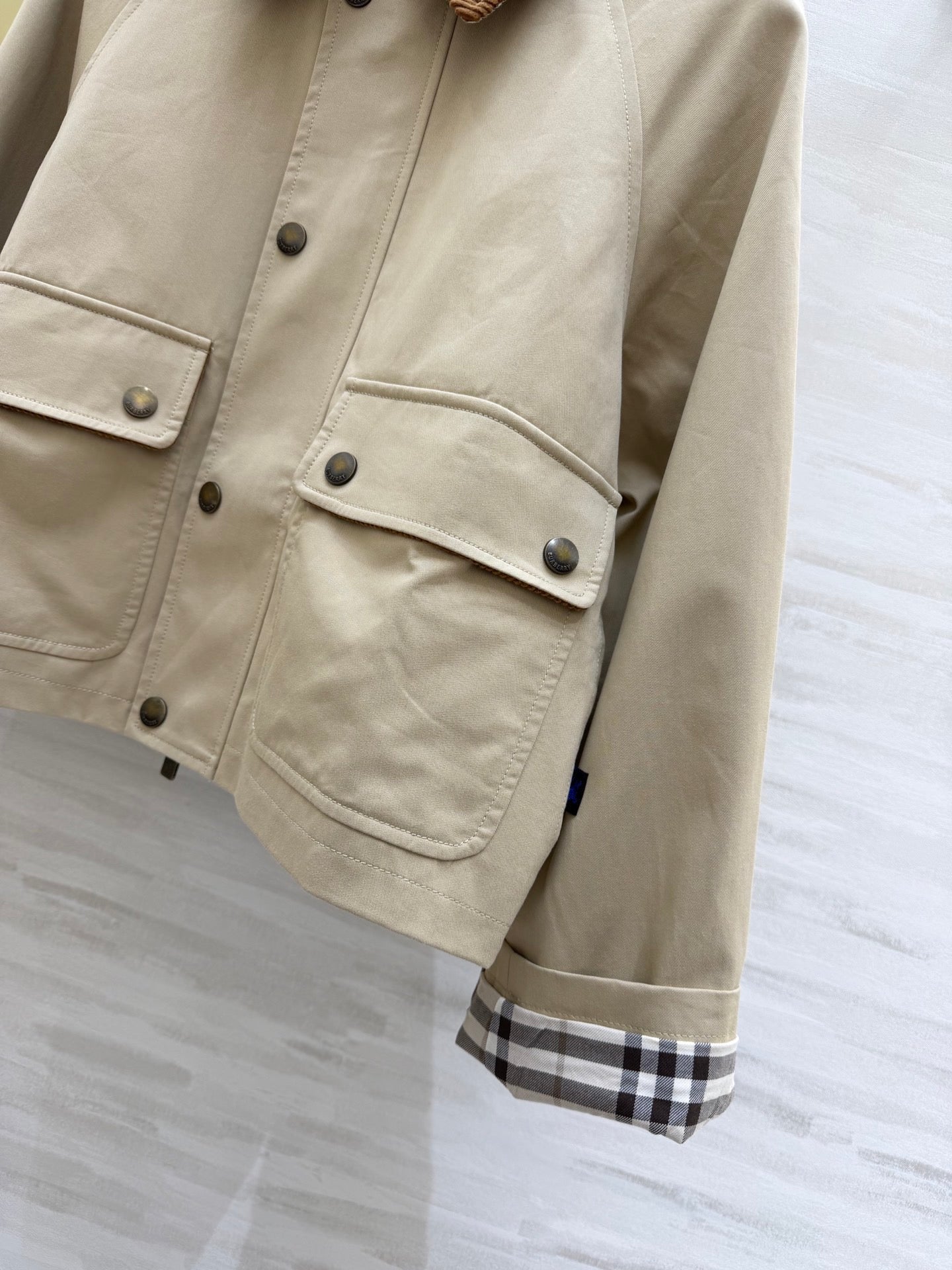 BURBERRY 26S JACKET 407