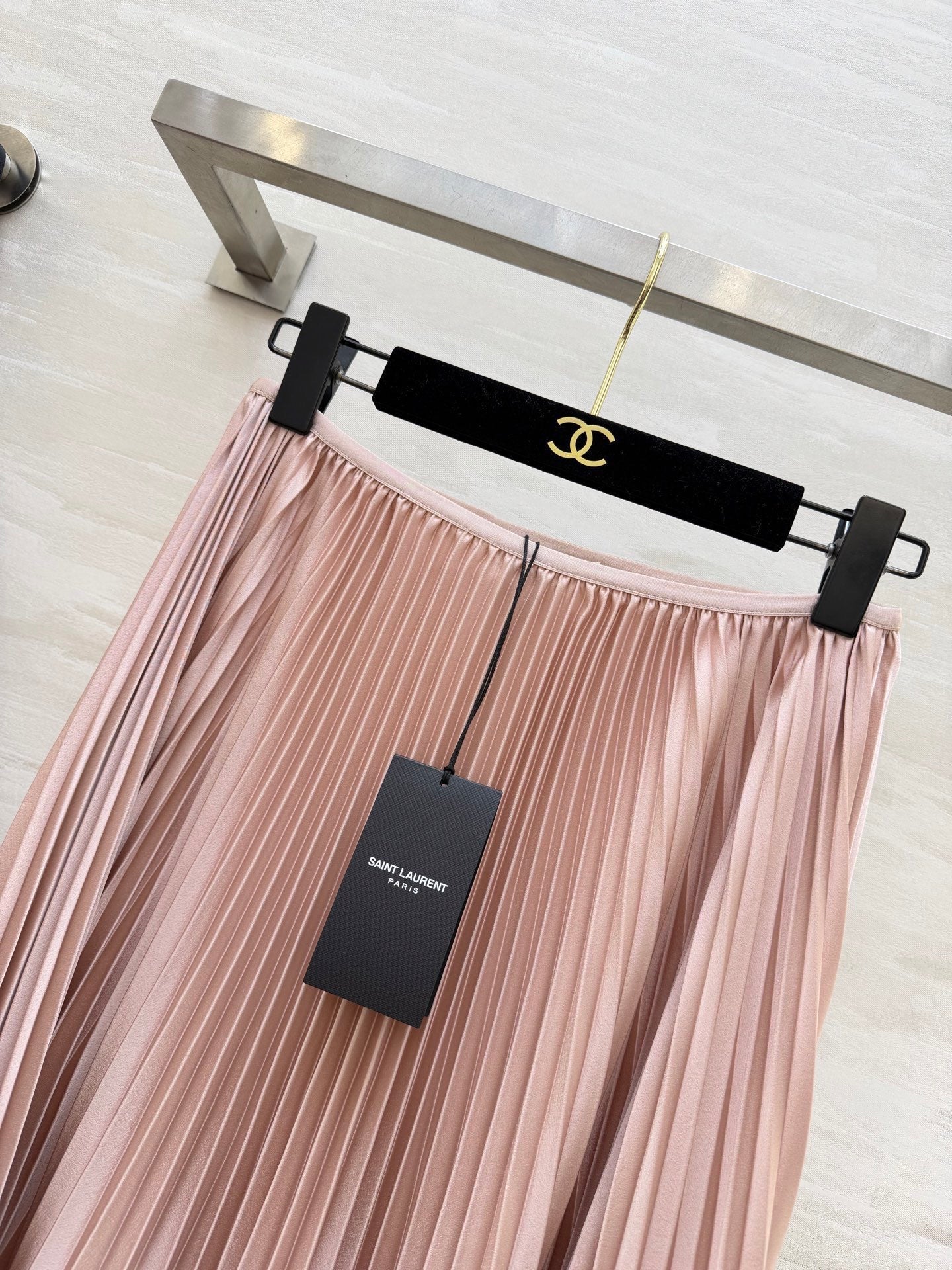 YSL 26S PLEATED MIDI SKIRT 269