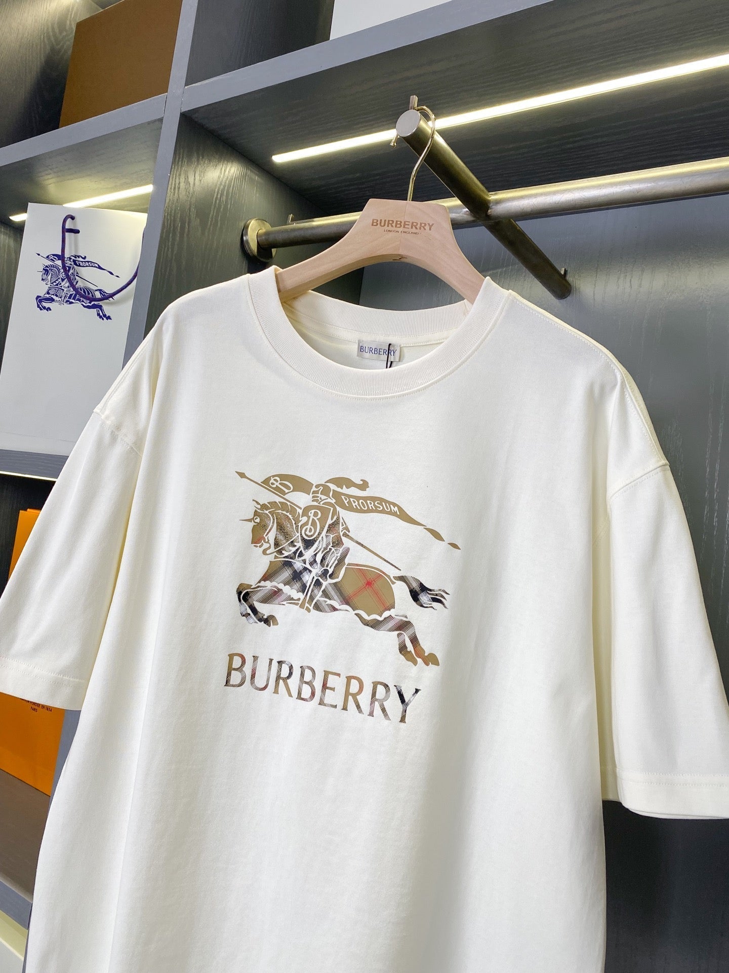 BURBERRY 26S T-SHIRT 339
