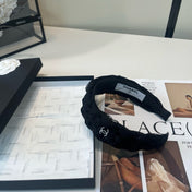CHANEL 26S WIDE HEADBAND IN BLACK LACE FABRIC 505329