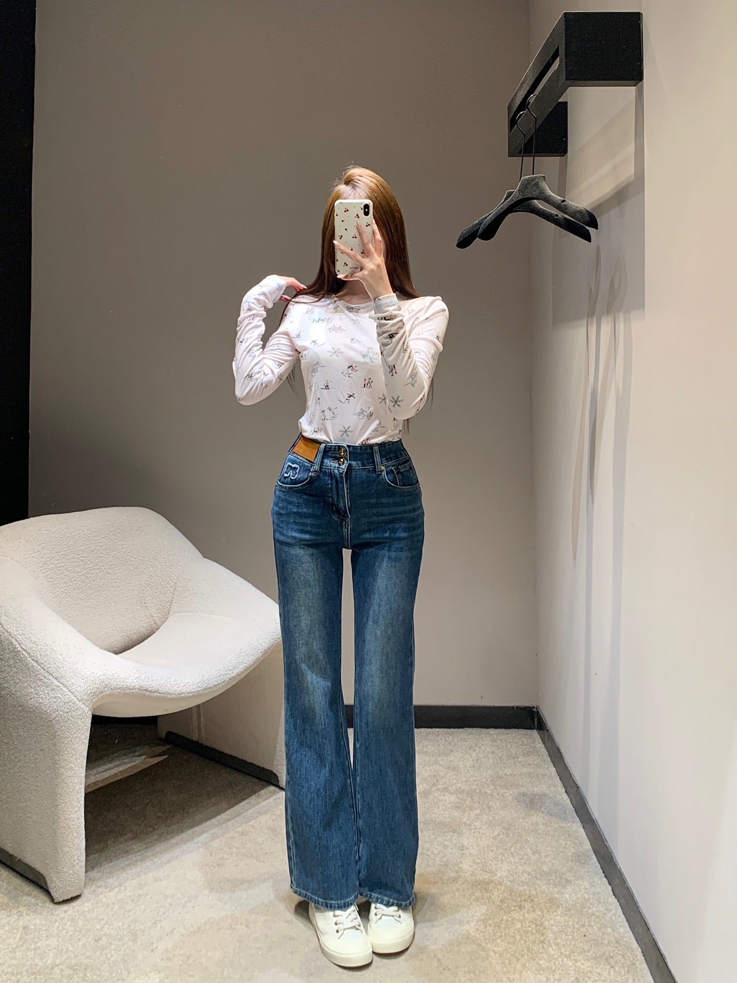 LP 26S JEANS WITH TWO BOW DETAILS 621