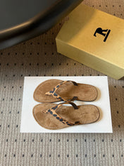 THE ROW 26S THONG SANDALS IN BROWN SPOTTED CALF HAIR AND SUEDE