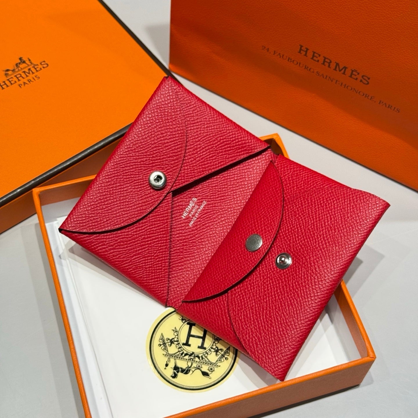 CALVI DUO COMPACT CARD HOLDER IN CRIMSON PINK EPSOM CALFSKIN
