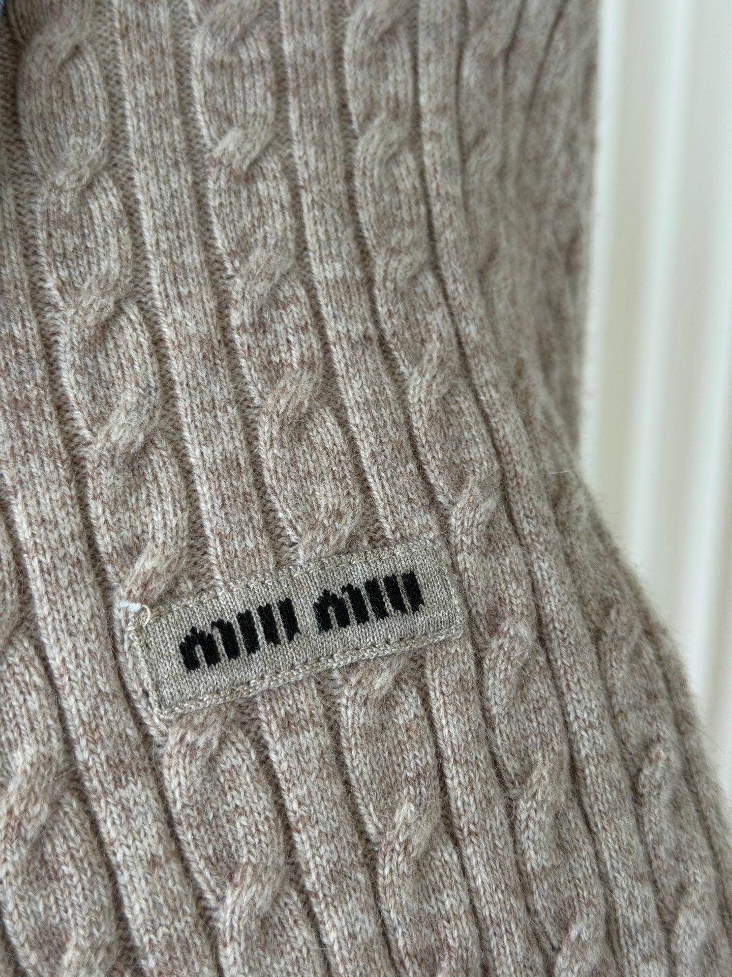 MIUMIU 26S COLLAR KNIT CARDIGAN 1574