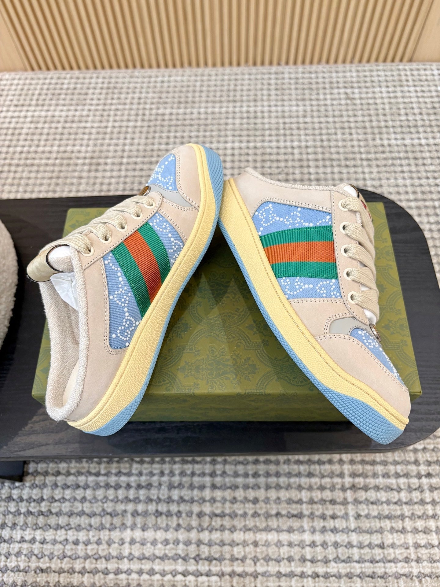 GUCCI 26S BACKLESS SNEAKERS IN BLUE CANVAS AND BEIGE LEATHER