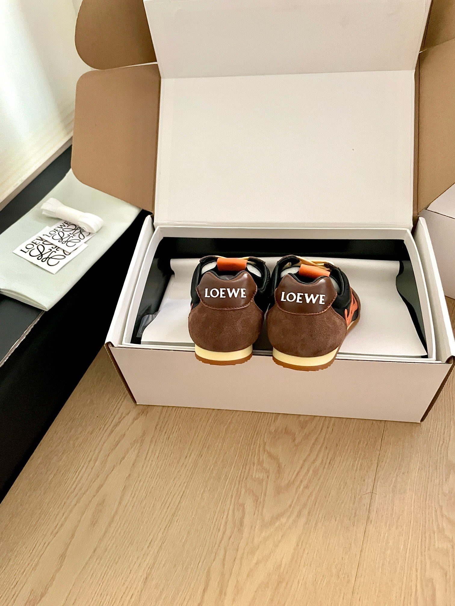 LOEWE 26S BALLET RUNNER 2.0 IN DARK BROWN SUEDE AND BLACK NYLON