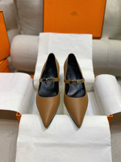 HM 26S MARY JANE POINTED TOE HEELS 40MM IN BROWN CALFSKIN KELLY BUCKLE