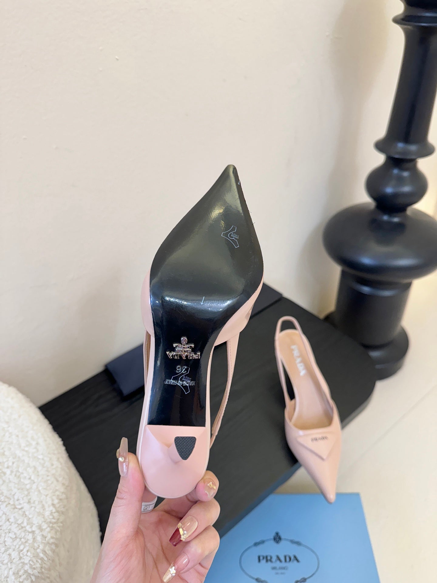 PRADA 26S POINTED TOE SLINGBACK HEELS 60MM IN LIGHT PINK CALFSKIN WITH LOGO