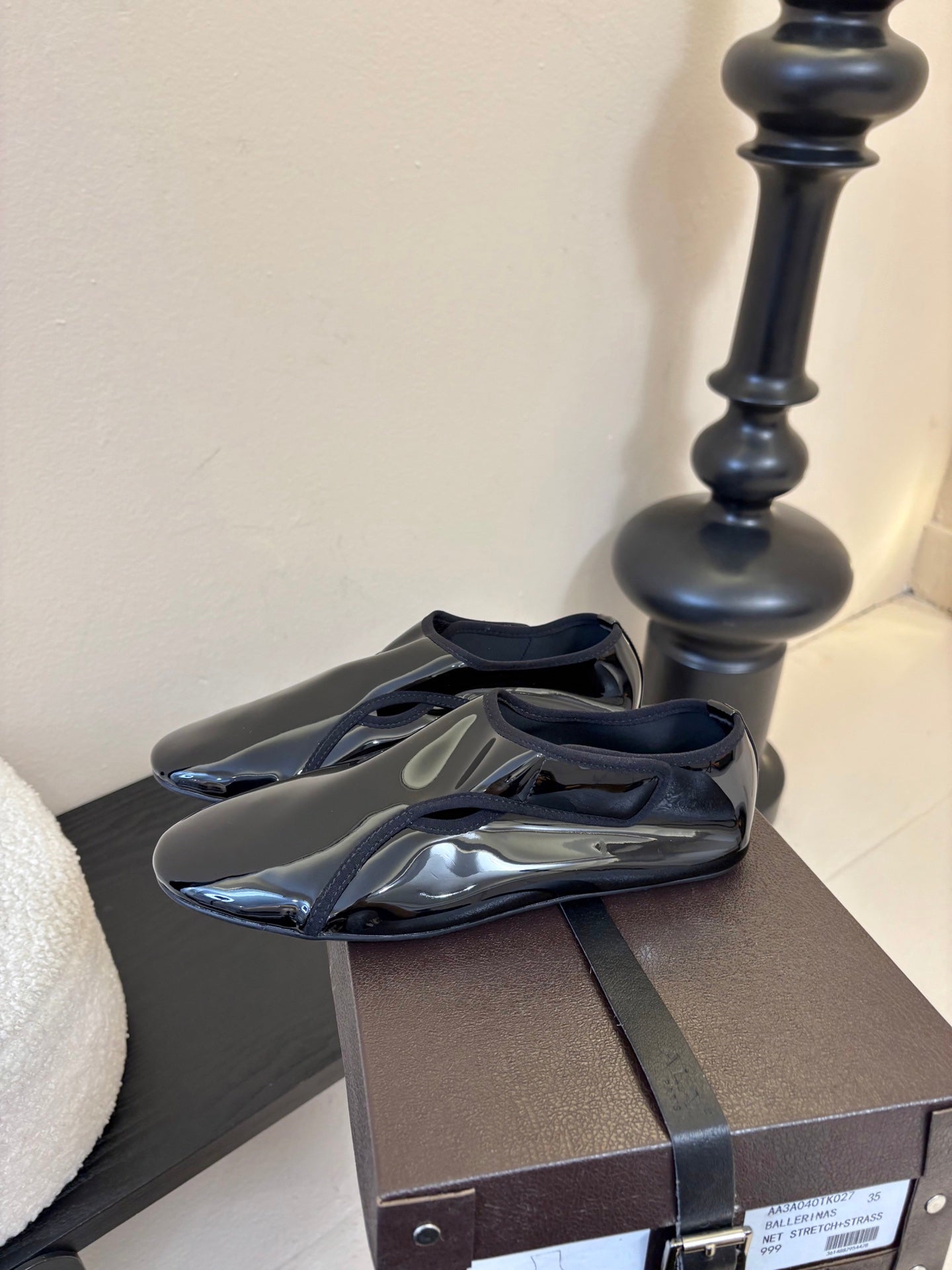 ALAIA 26S FLAT LOAFERS IN BLACK GLOSSY LAMBSKIN