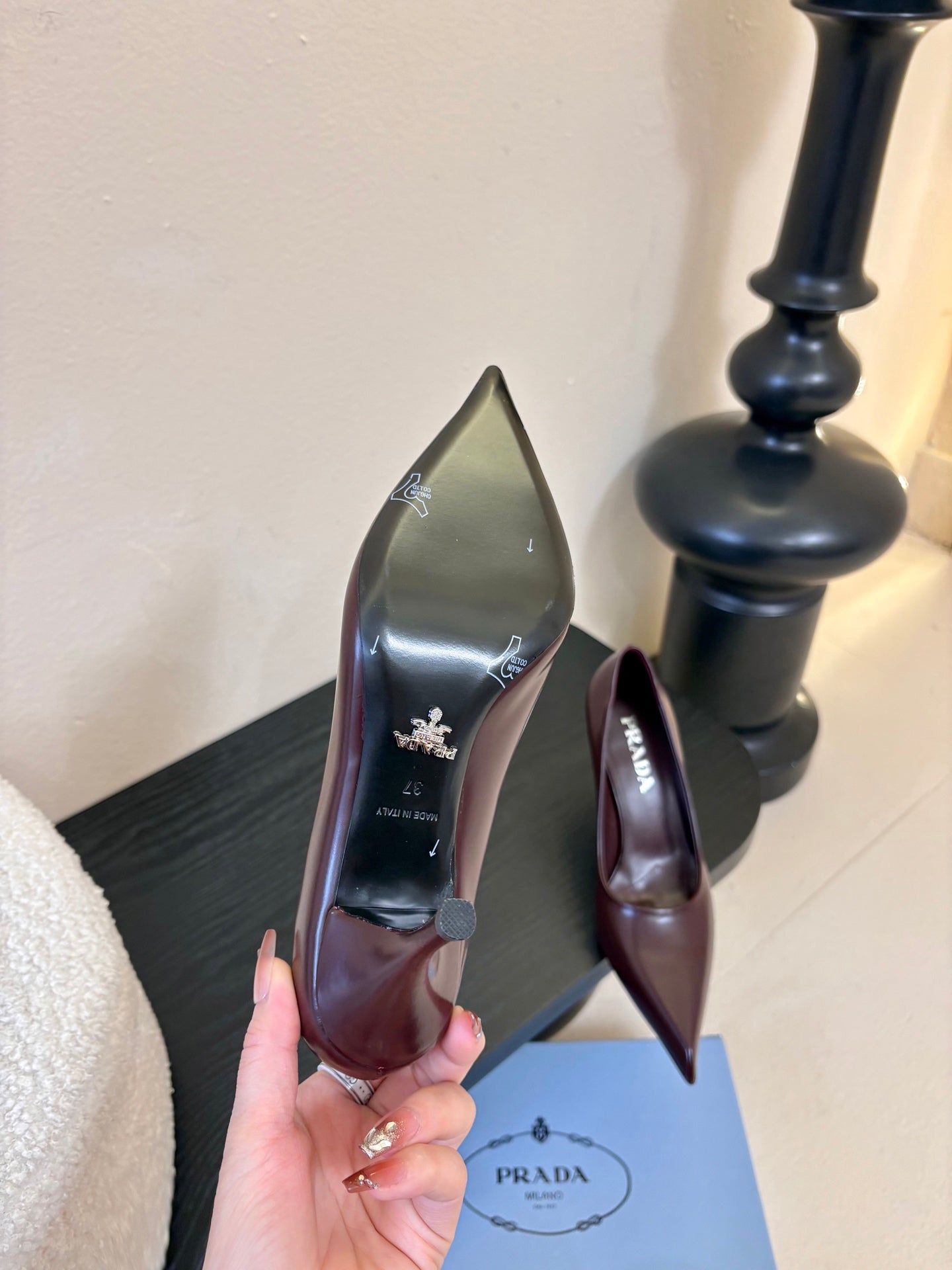 PRADA 26S POINTED-TOE HIGH HEELS IN BURGUNDY RED LAMBSKIN