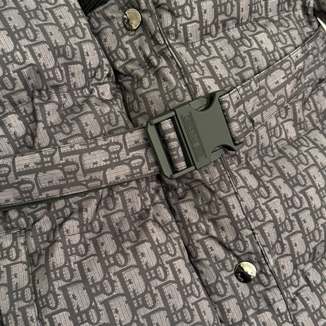 DIOR 25S REVERSIBLE V-NECK JACKET 657